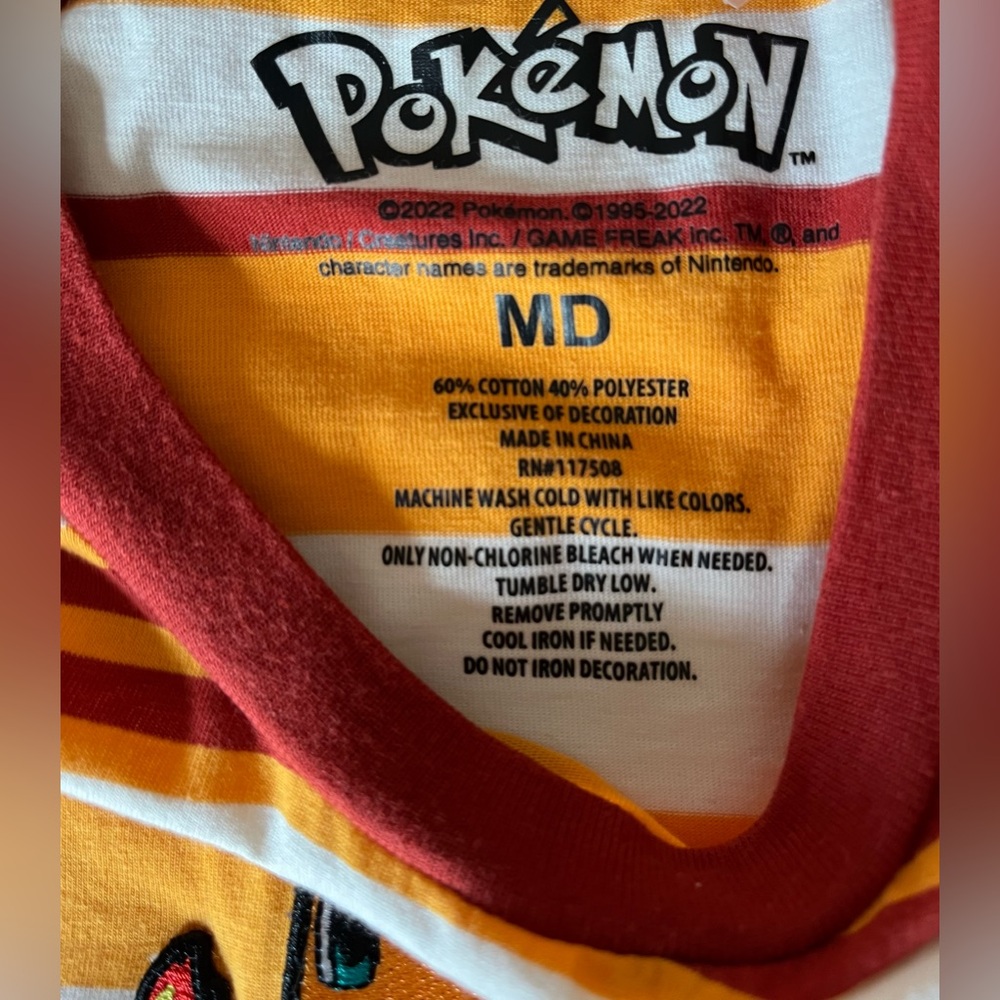 Pokémon Charmander Striped T-Shirt - BoxLunch Exclusive Nintendo Cartoon Medium - Picture 2 of 6